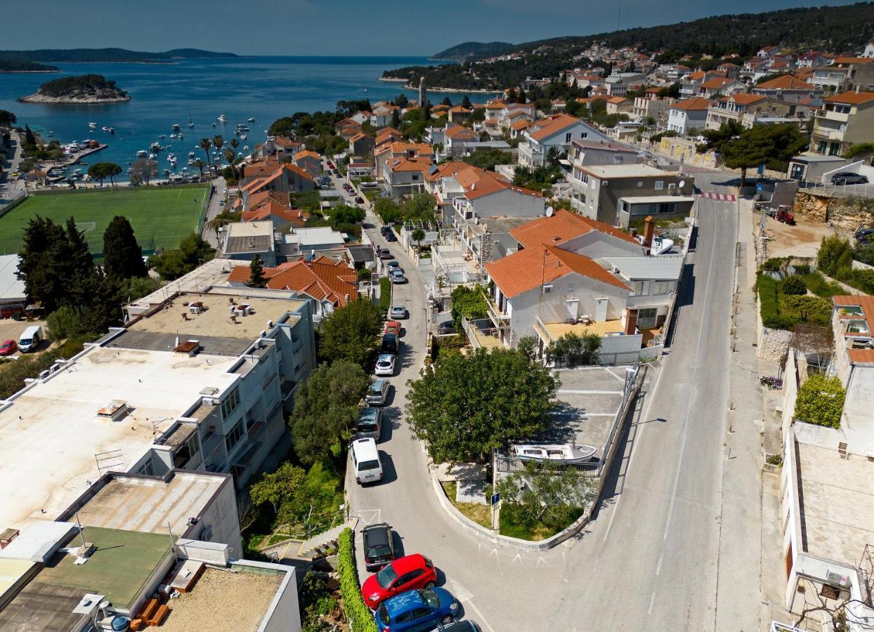 Apartman Nina Hvar Town Exteriér fotografie